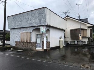 内山テナントの物件外観写真